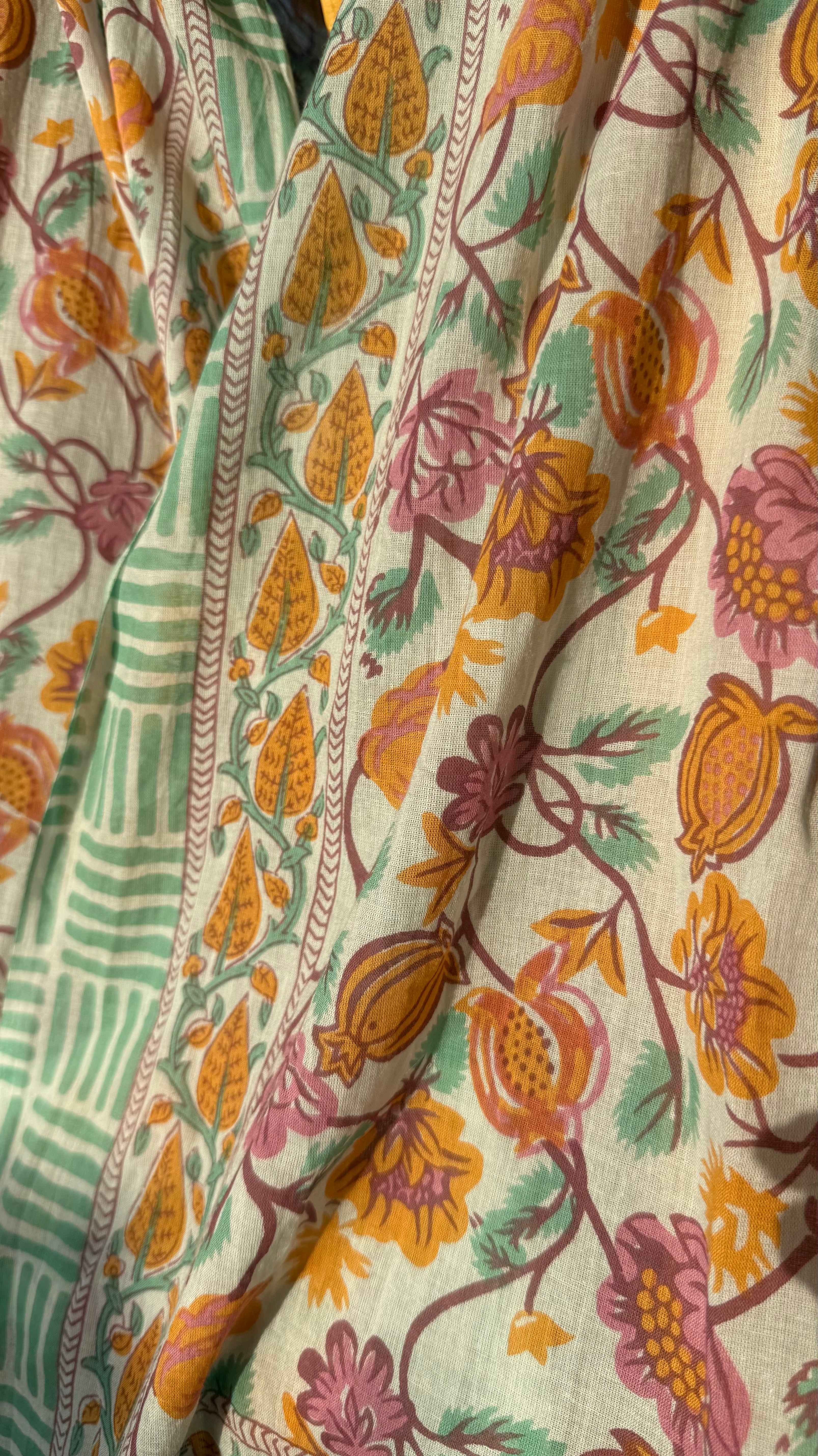 Air Mulmul Wrap - Printed Scarves