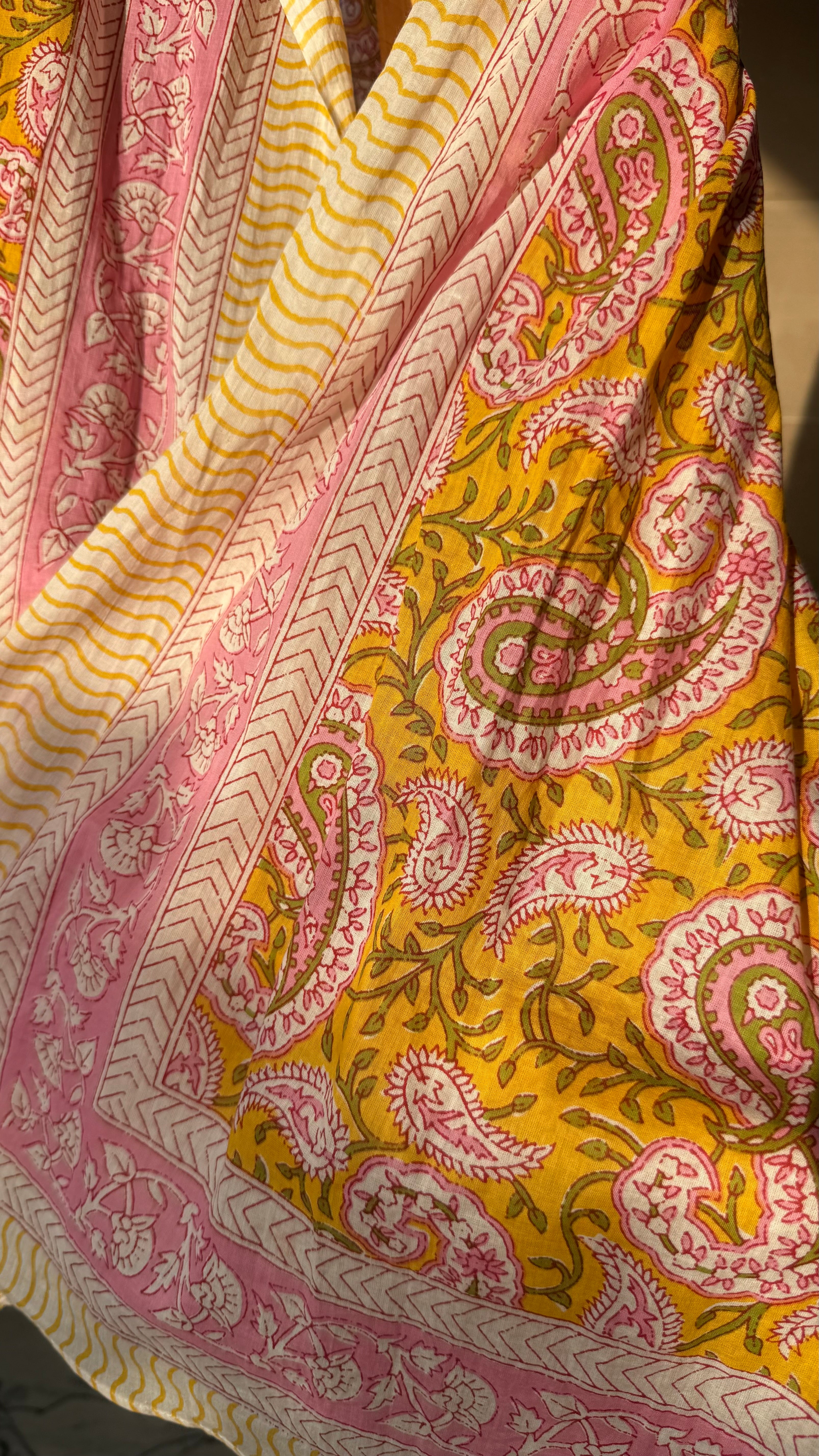 Air Mulmul Wrap - Printed Scarves