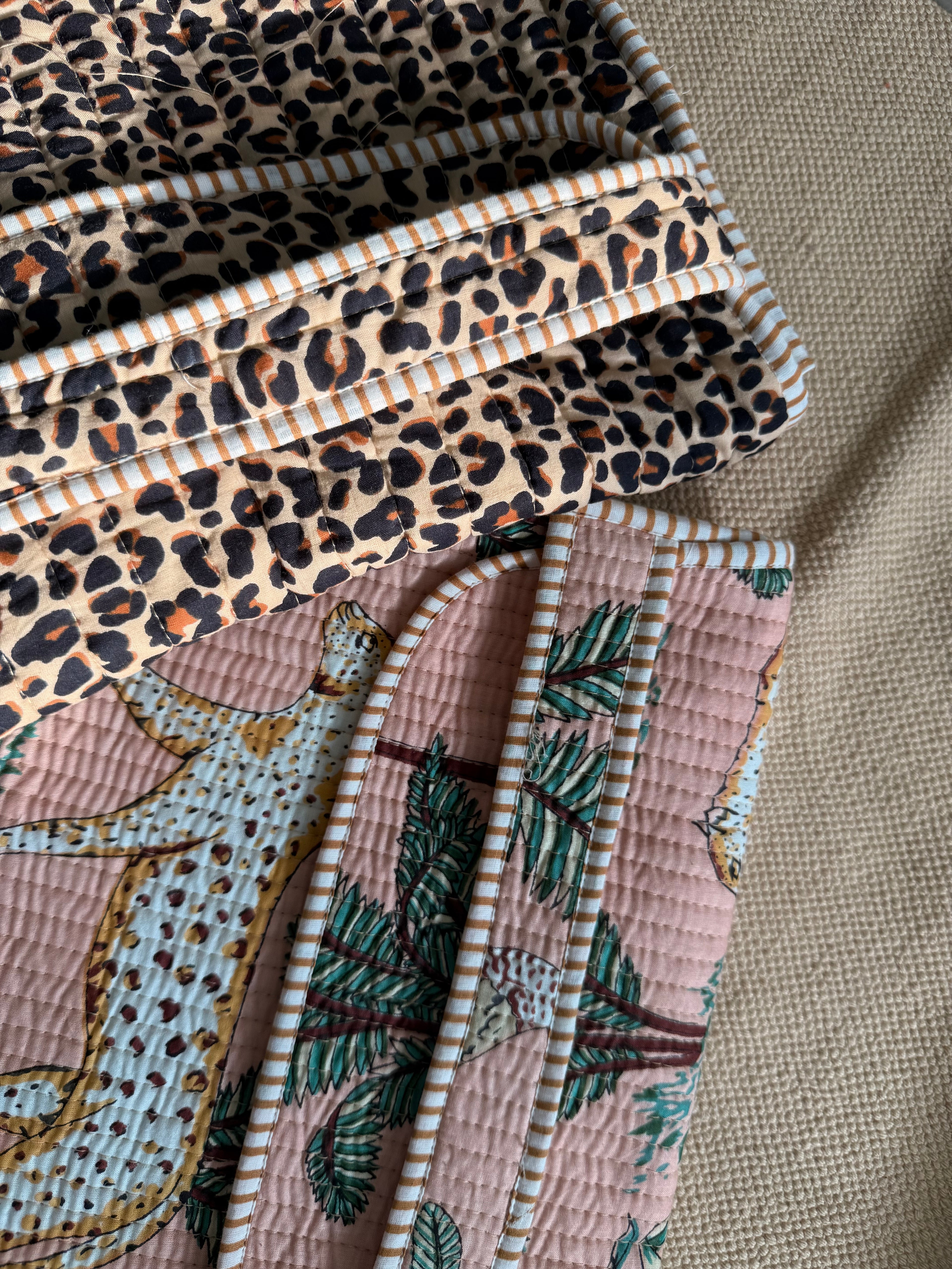 ClutchCase - Sleeve & Clutch in One