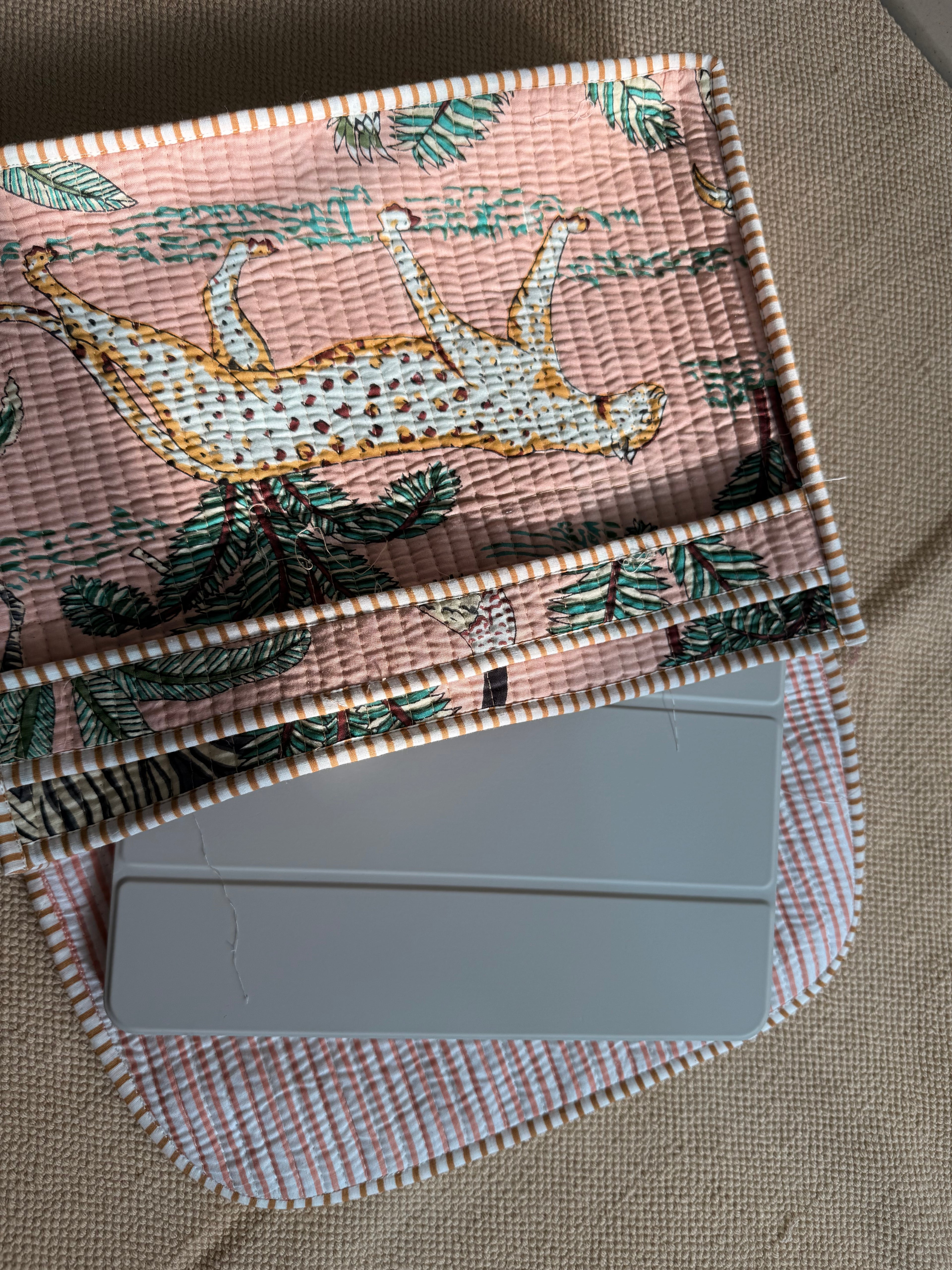 ClutchCase - Sleeve & Clutch in One